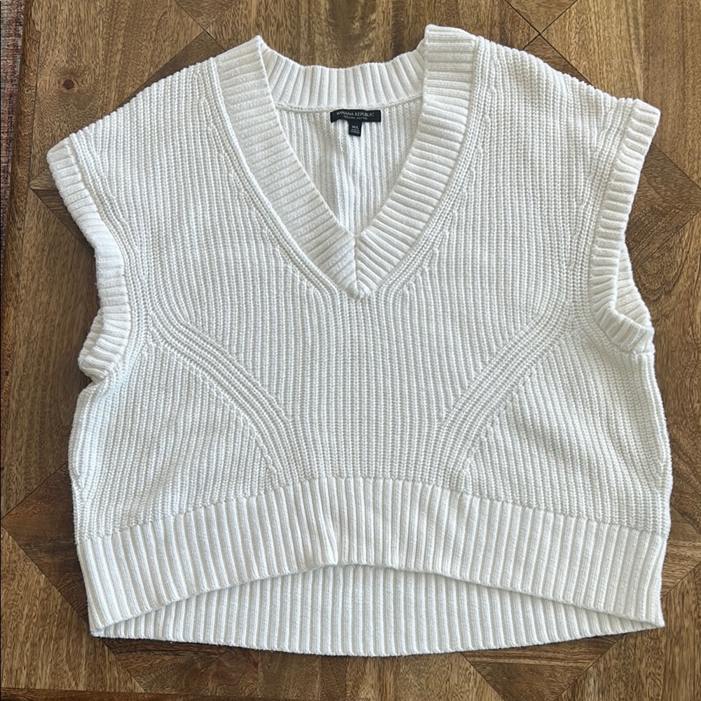 Banana Republic Organic Cotton White Knit Sweater Vest
